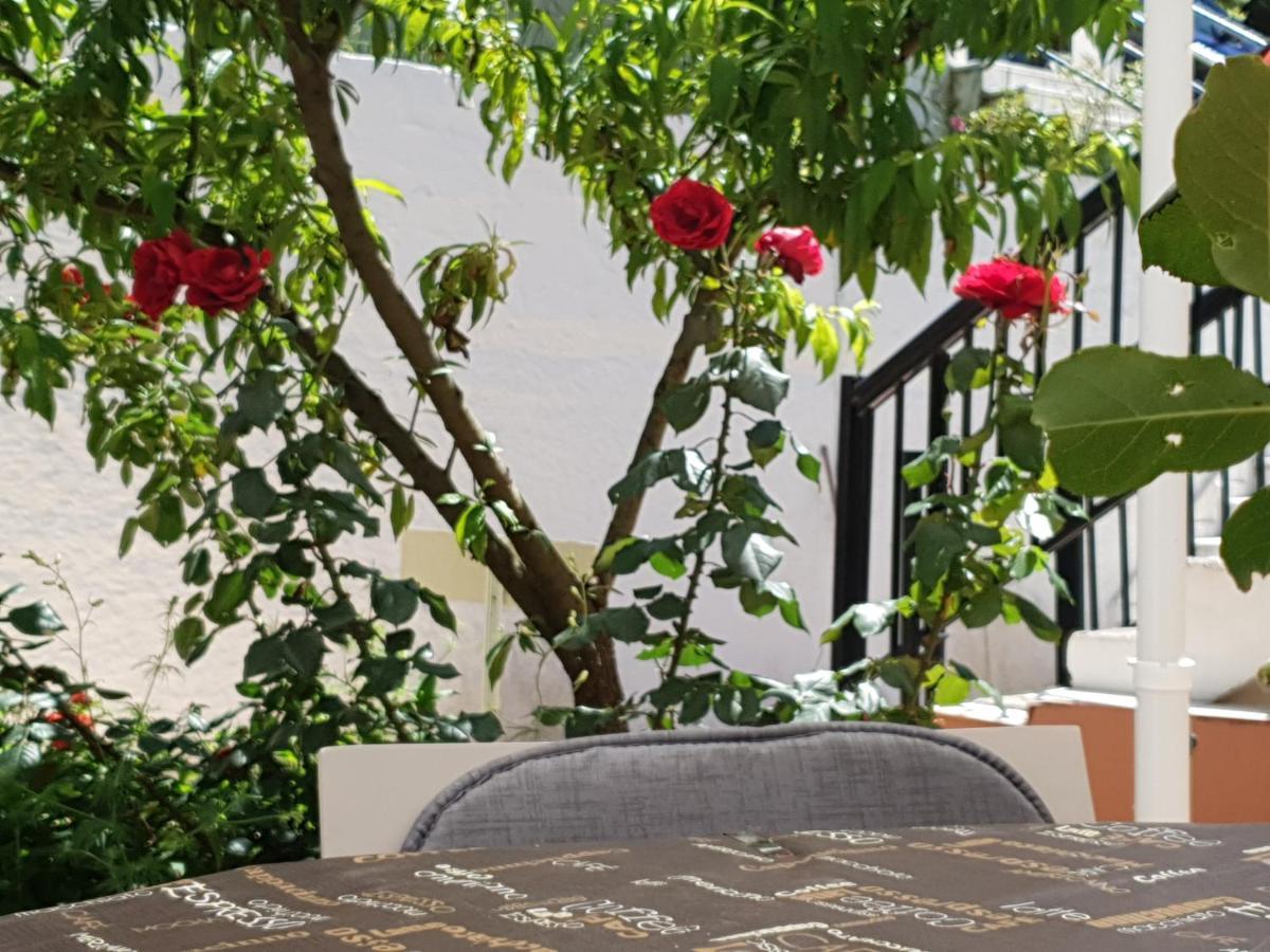 Angelika House 1 Apartment มาราไธอาส ภายนอก รูปภาพ