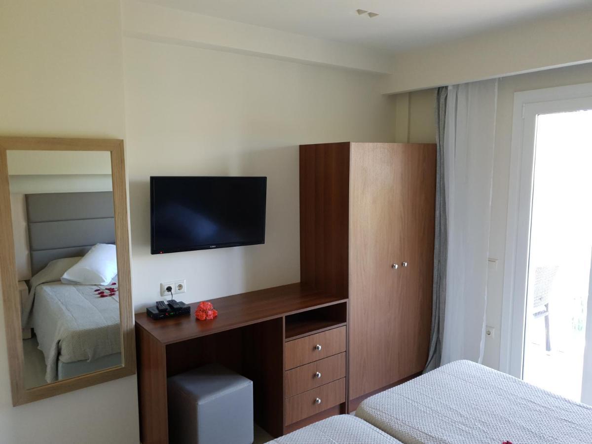 Angelika House 1 Apartment มาราไธอาส ภายนอก รูปภาพ